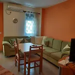 Daire Holiday Apartments Golem (Tirana)