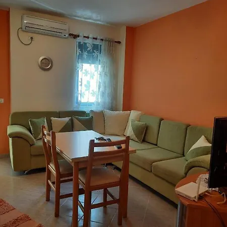 Apartman Holiday Apartments Golem